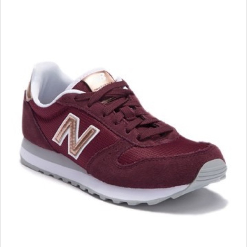 SOLD💕New Balance Retro Style 311 Sneakers - Picture 8 of 8